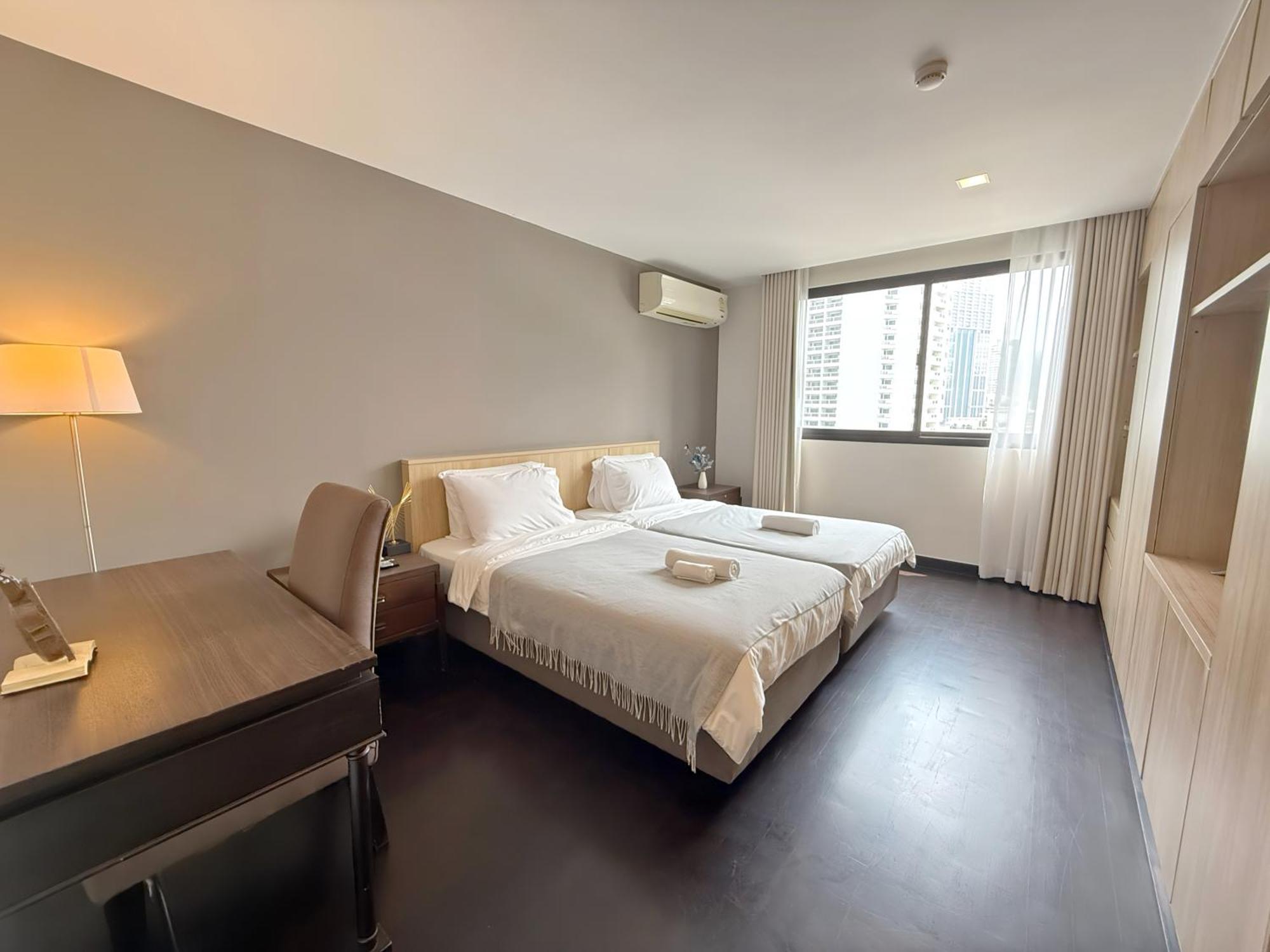 Spacious Sukhumvit Ment Near Emsphere Bts Phrom Phong Căn hộ Bangkok