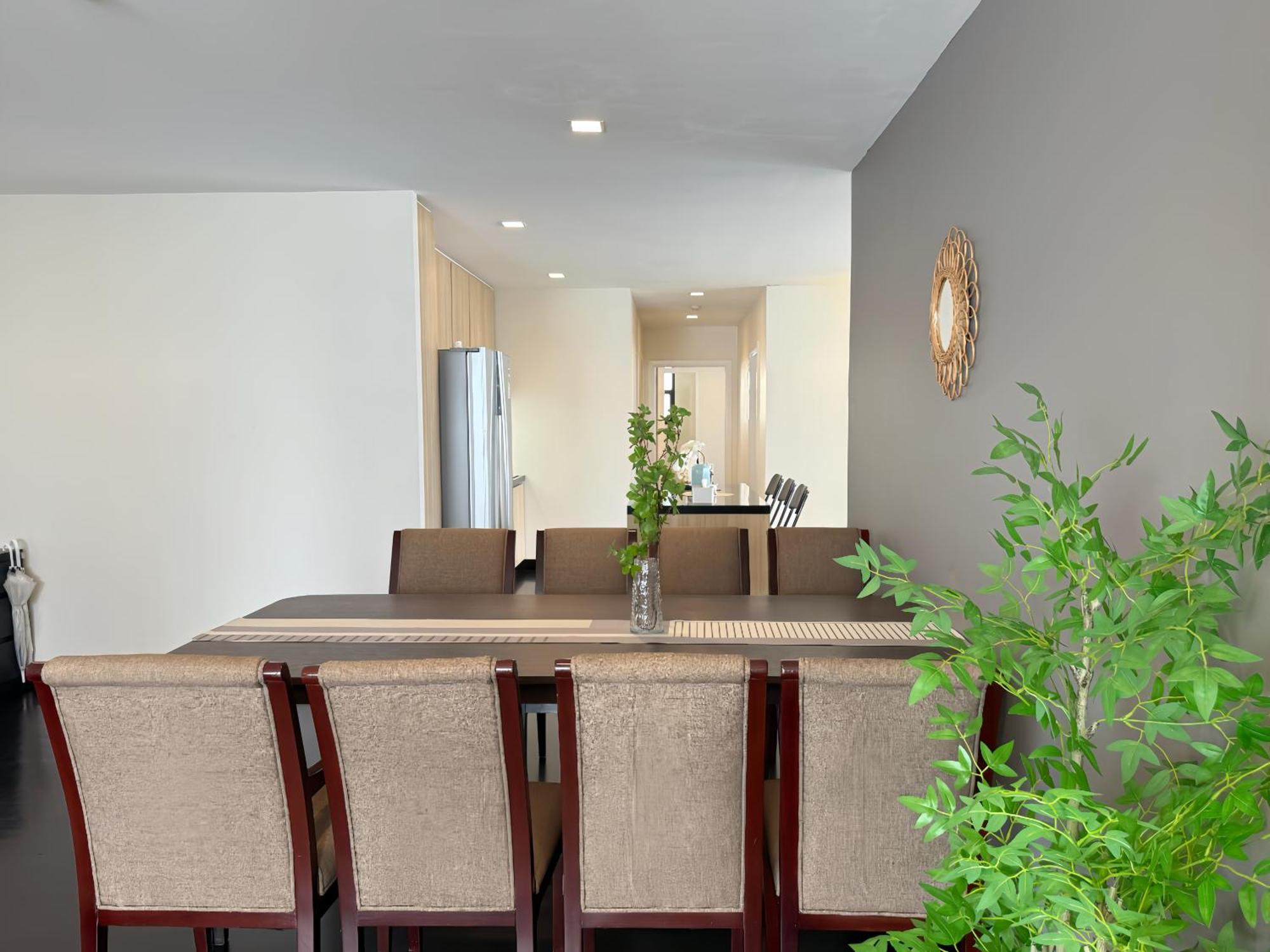 Spacious Sukhumvit Ment Near Emsphere Bts Phrom Phong Căn hộ