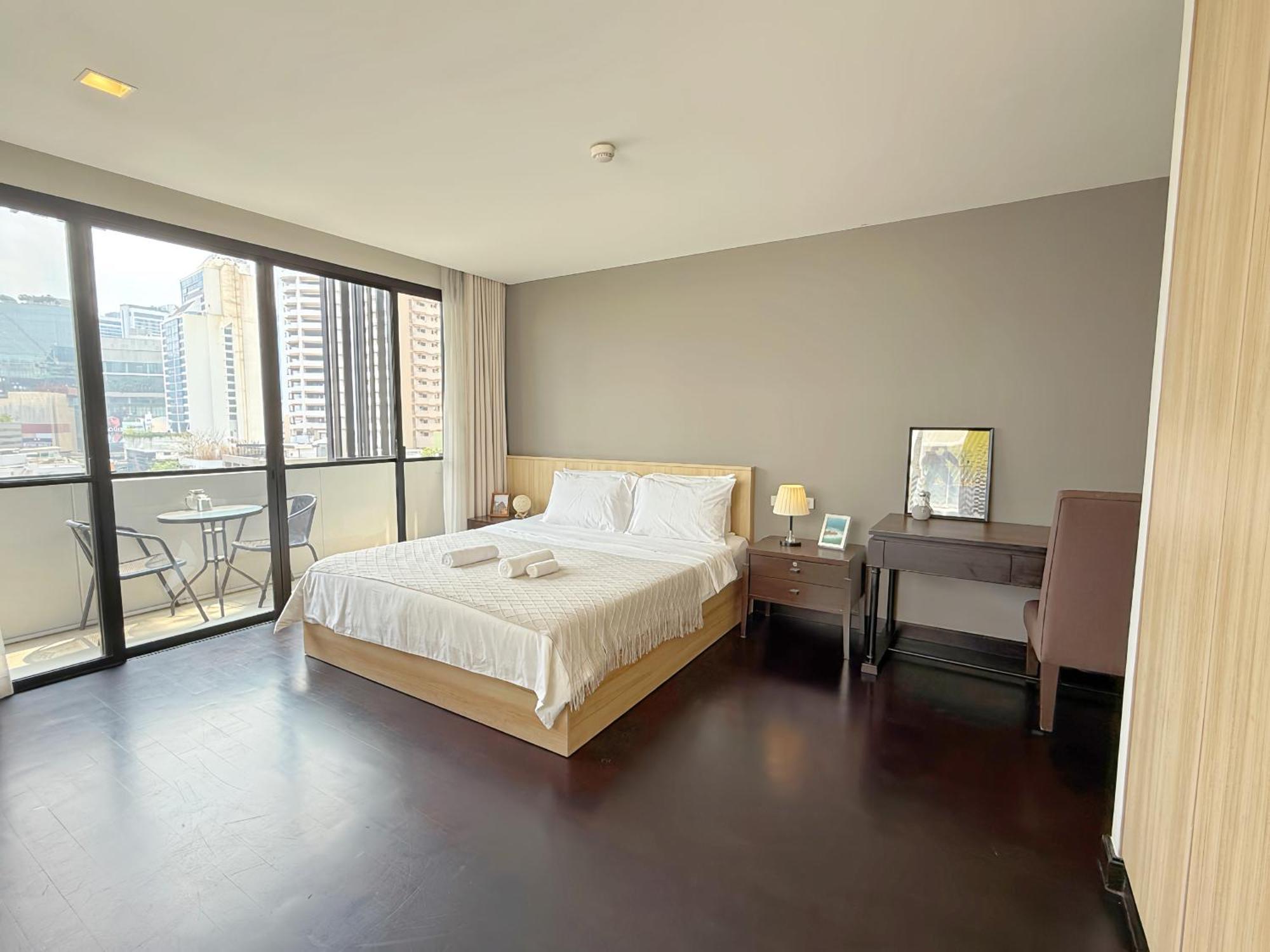 Căn hộ Spacious Sukhumvit Ment Near Emsphere Bts Phrom Phong Bangkok