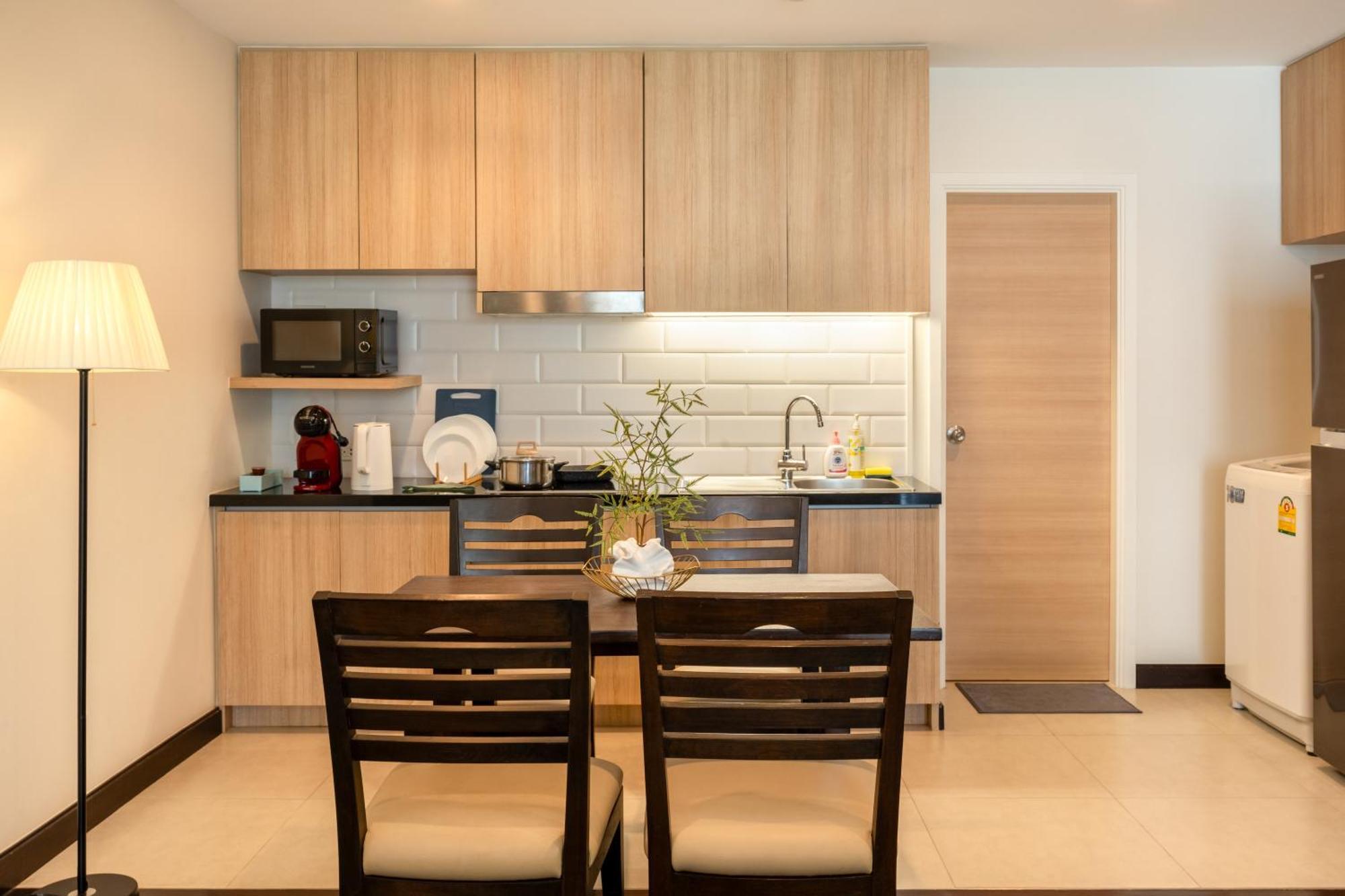 Spacious Sukhumvit Ment Near Emsphere Bts Phrom Phong Căn hộ