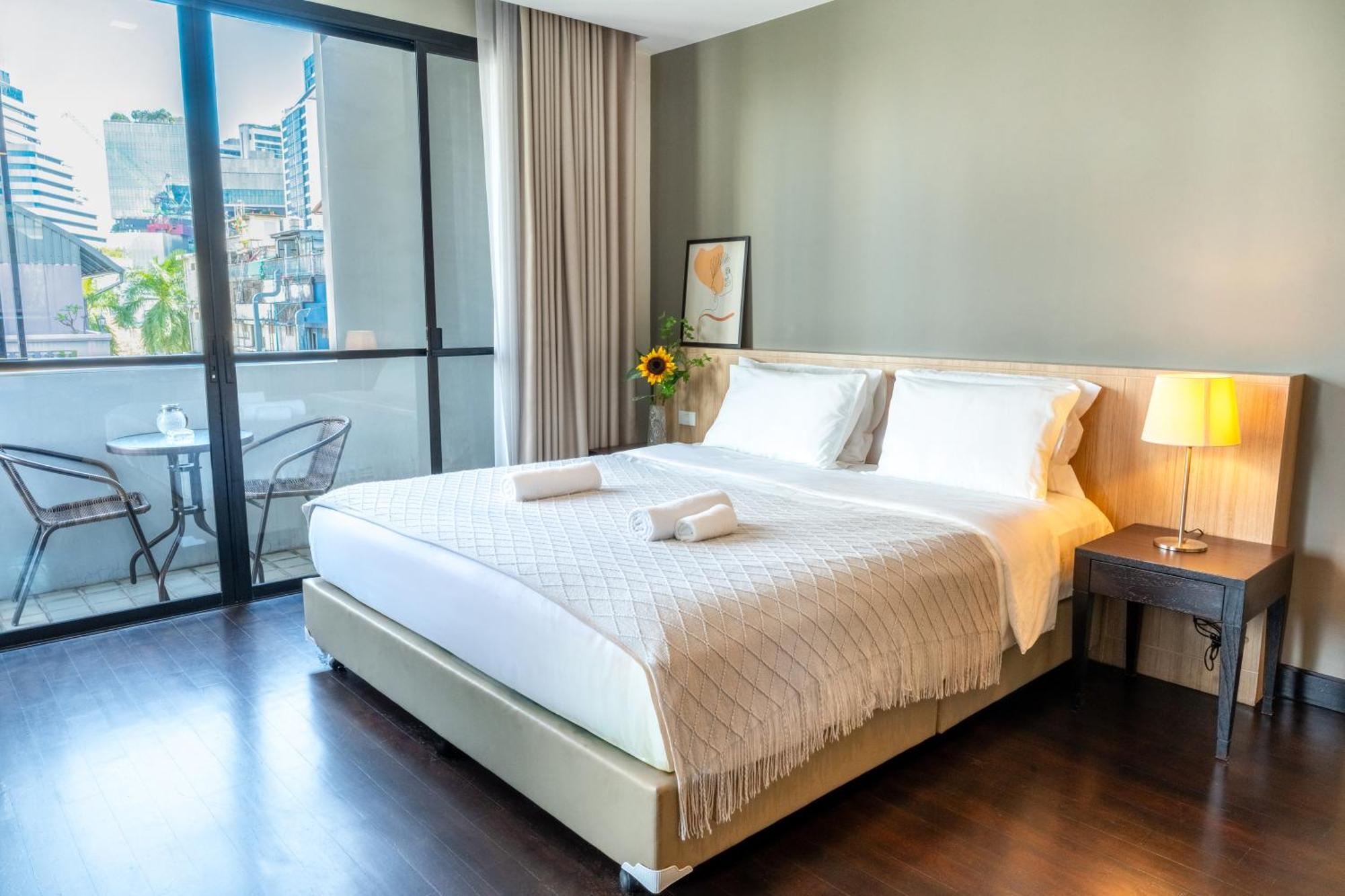 Spacious Sukhumvit Ment Near Emsphere Bts Phrom Phong Căn hộ *