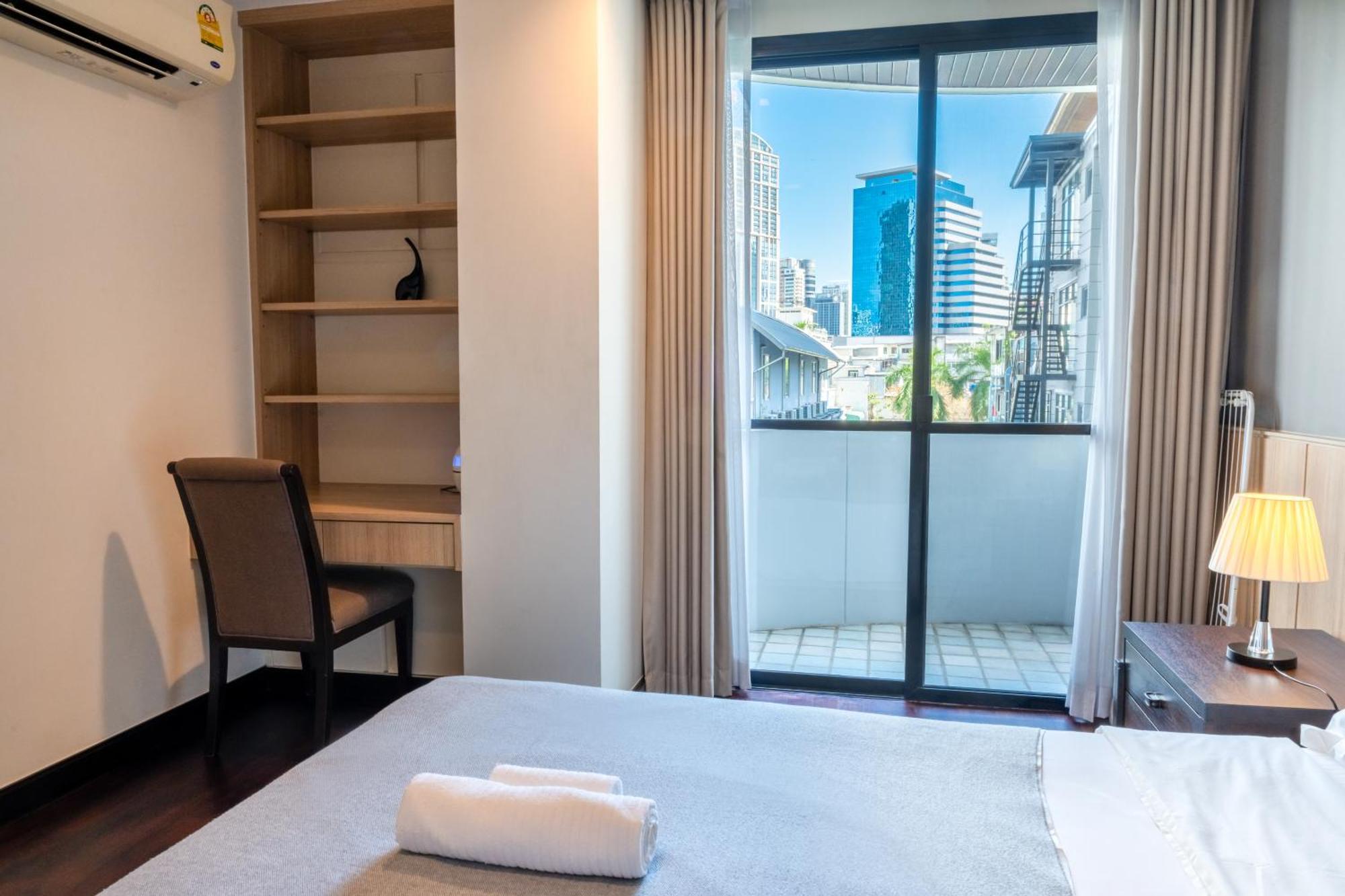 Spacious Sukhumvit Ment Near Emsphere Bts Phrom Phong Bangkok