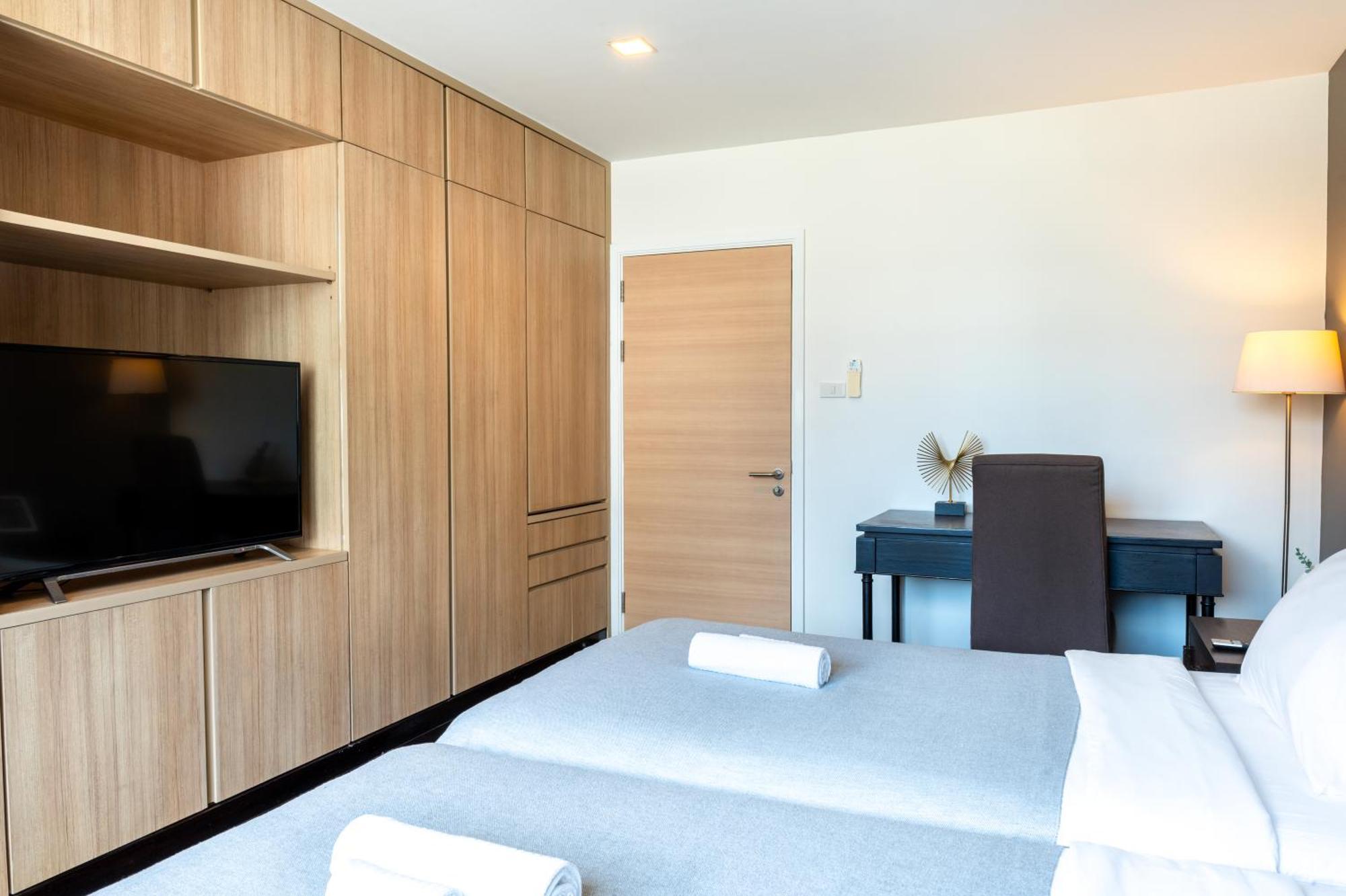 Spacious Sukhumvit Ment Near Emsphere Bts Phrom Phong